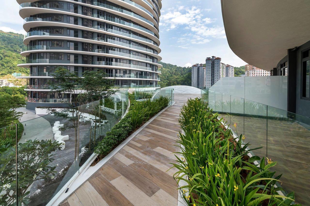 Arte Serviced Apartment @ Penang Gelugor Exteriör bild