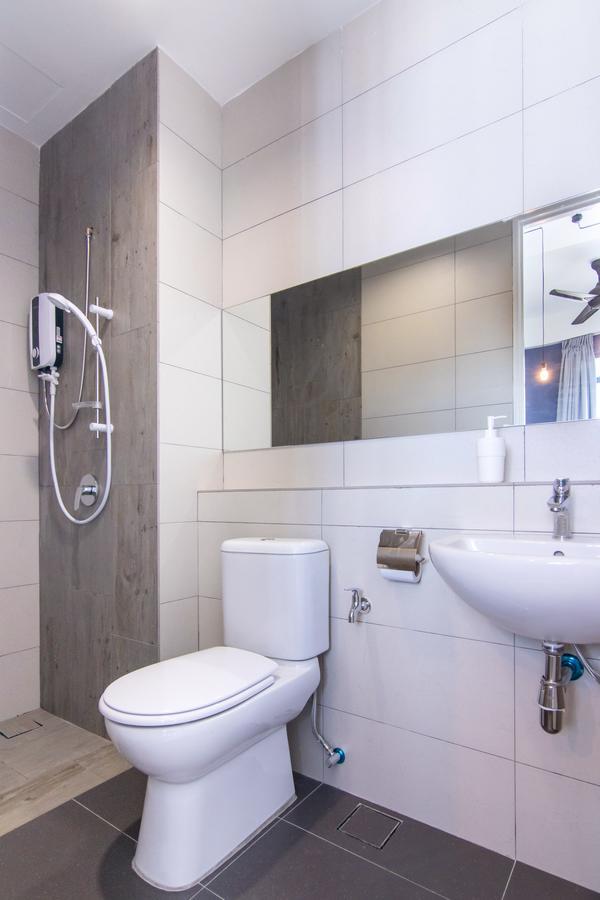 Arte Serviced Apartment @ Penang Gelugor Exteriör bild