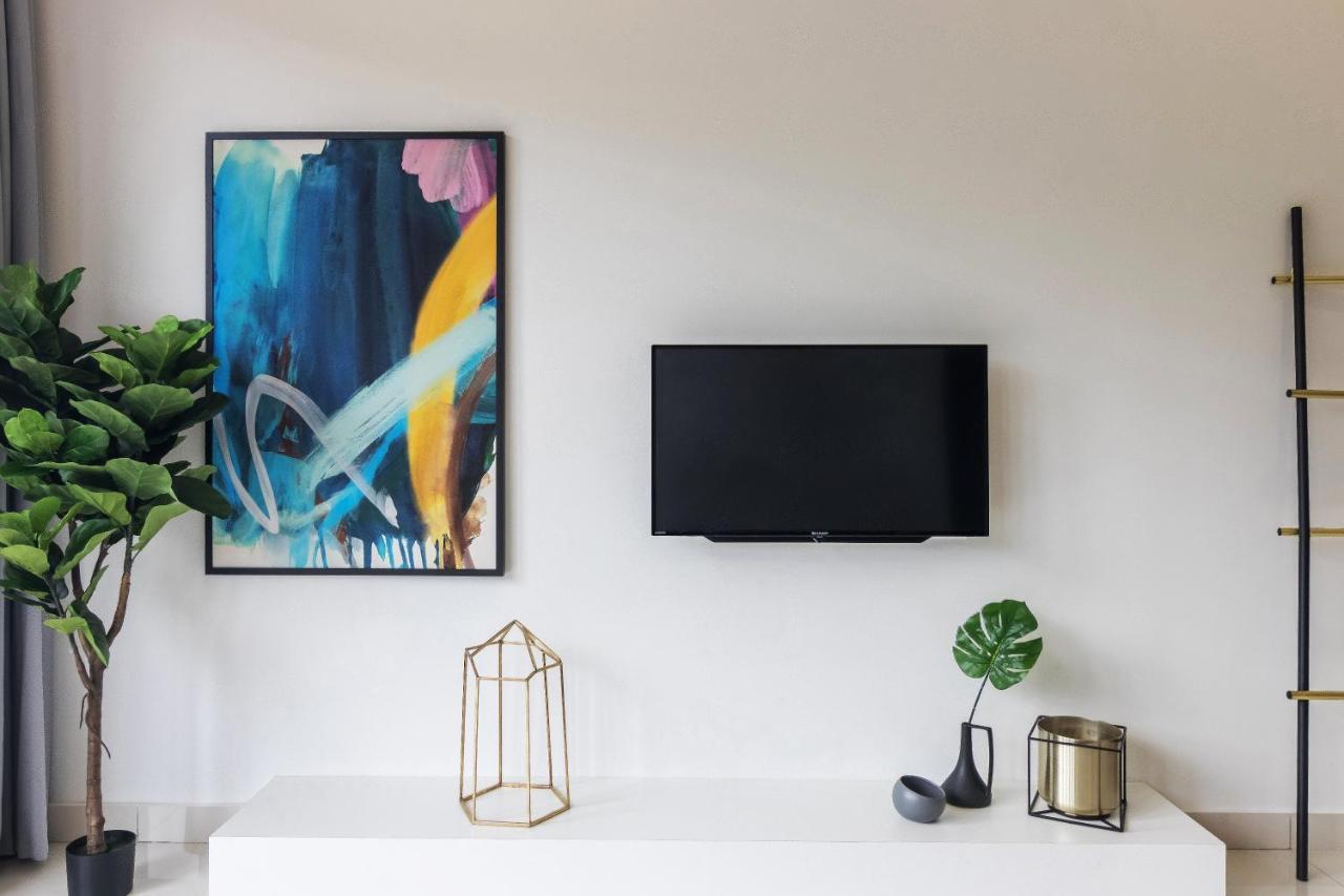 Arte Serviced Apartment @ Penang Gelugor Exteriör bild